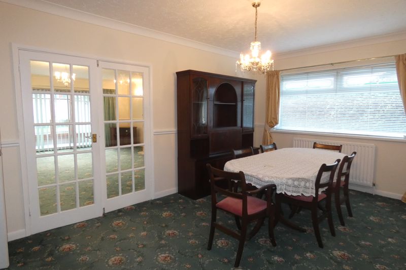Dining Room- click for photo gallery